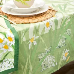Cachés dans les jonquilles Nappe