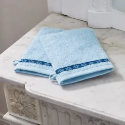 Cascades floralesLinge de bain