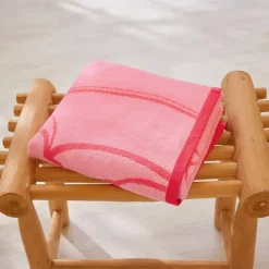 Couché dans les fleursLinge de bain