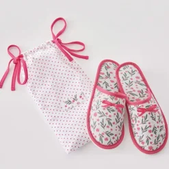 Duo de malice  Chaussons avec pochon coordonné