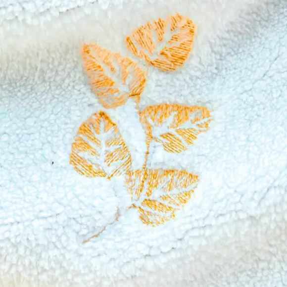 Fables enchantées Plaid feuilles