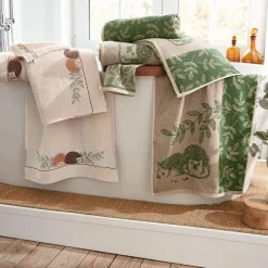 La famille d'Henry  Drap de bain