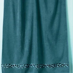 MajestueuseLinge de bain