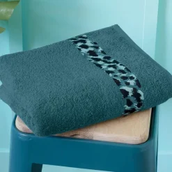 MajestueuseLinge de bain
