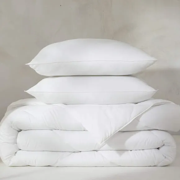 Microfibre 1er prix Couette et oreiller carré