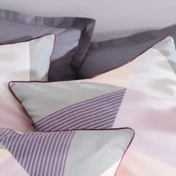 Origami (e) pour la vieLinge de lit