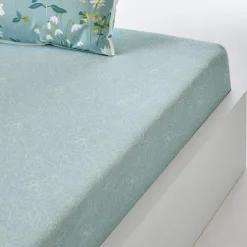 Perce-neige et muscarisLinge de lit
