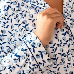 Petit déjeuner au lit  Pyjama