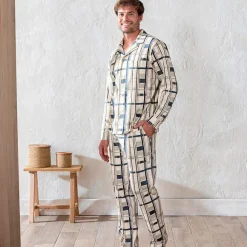Petit déjeuner au lit  Pyjama