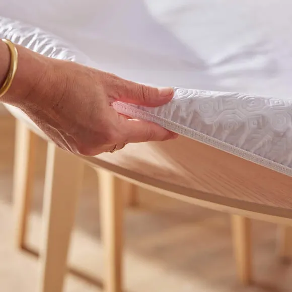 Protection table tradition Protection de table forme housse