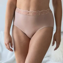 Tania  Lingerie