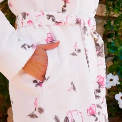 Voile de camélia  Peignoir à capuche